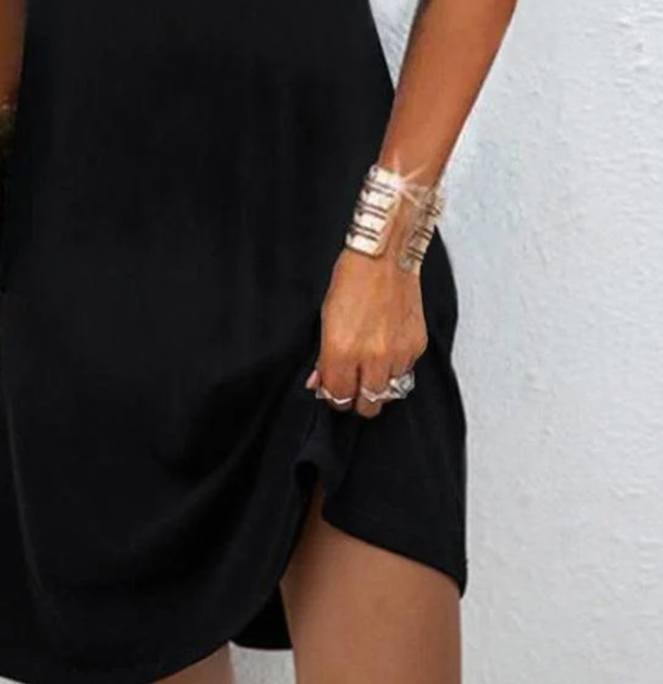 Cooles schwarzes einfarbiges Träger-Minikleid