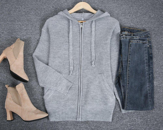 Kapuzenpulli mit Seitentaschen und Frontreißverschluss