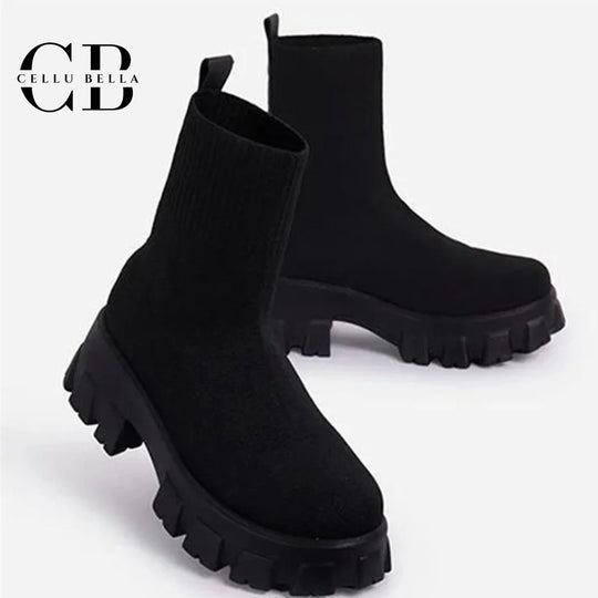 Gaia-Strickstiefel: Moderne Damen-Boots mit Plateau-Sohle und Stretch-Komfort