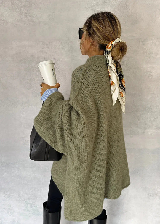 Grüner einfarbiger Cardigan mit langen Ärmeln
