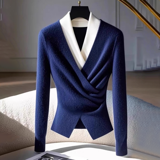 Vera - Blauer Langarmpullover mit V-Ausschnitt