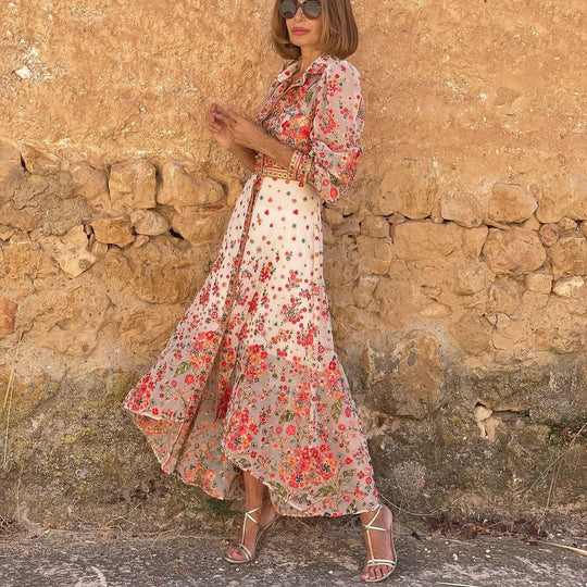 Elegantes Maxikleid mit Blumendruck und Kragen