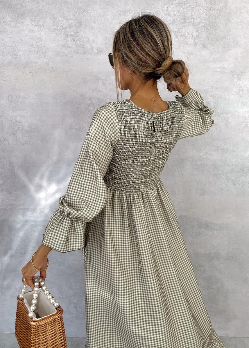 Grünes kariertes Maxikleid mit Rundhalsausschnitt
