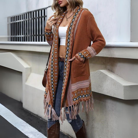 Trendige braune Strickjacke mit Seitentaschen