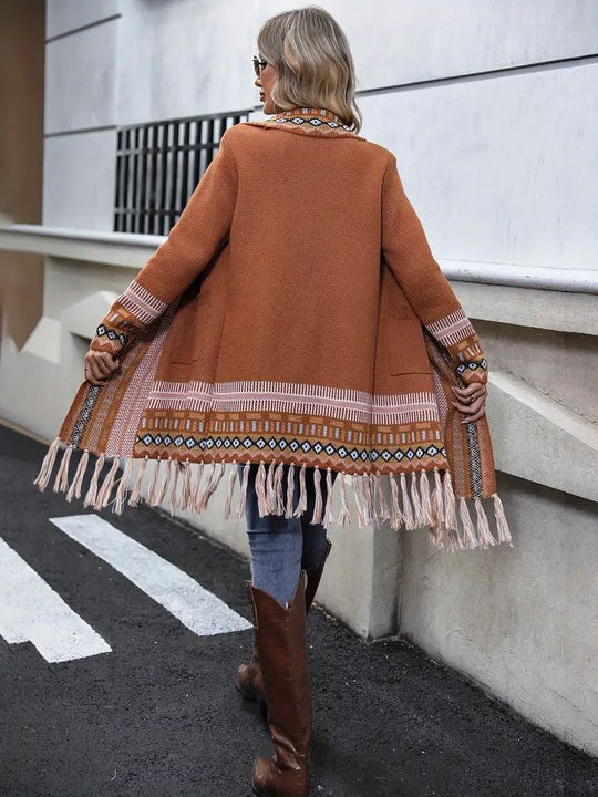 Trendige braune Strickjacke mit Seitentaschen